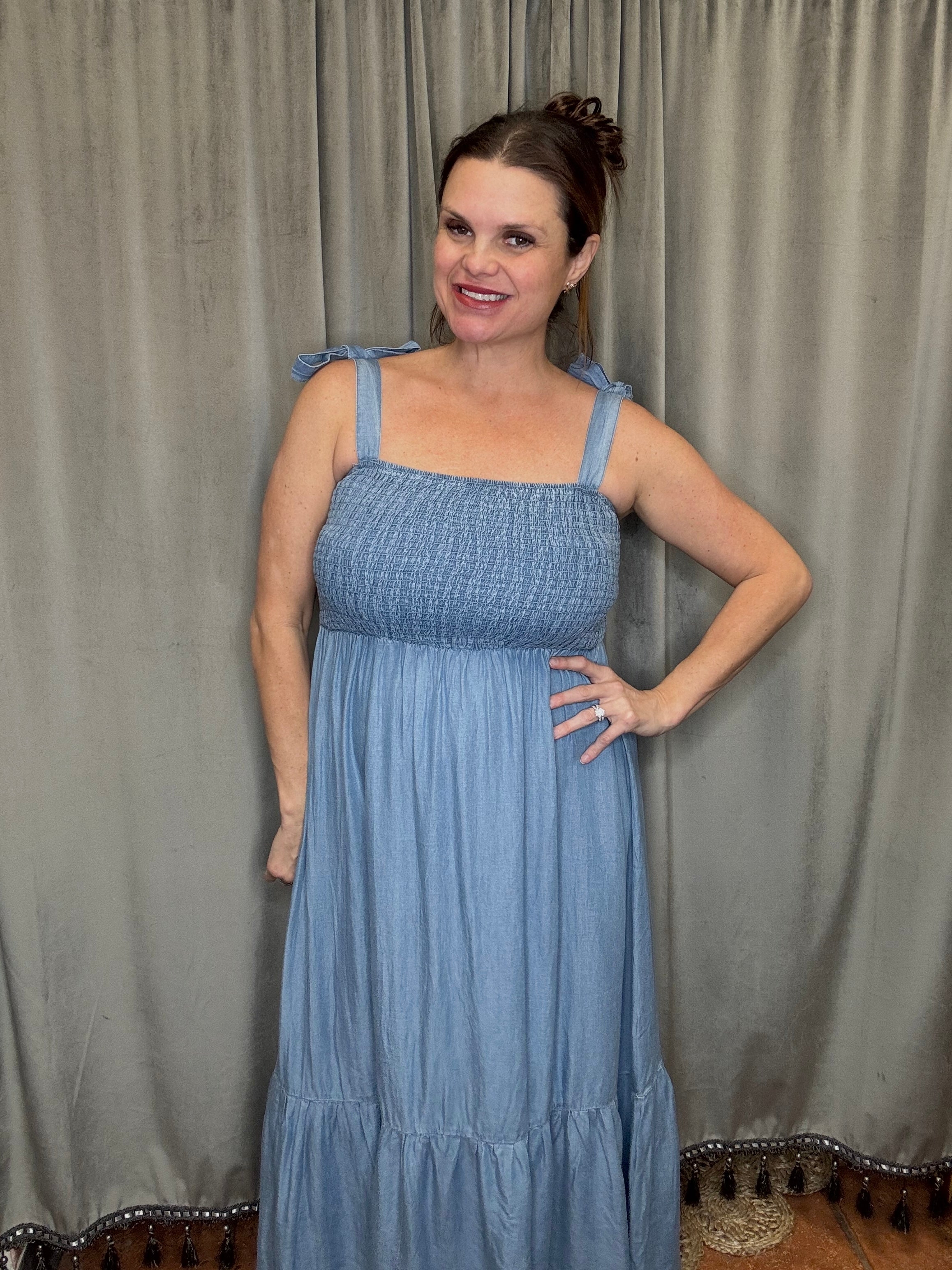 Chambray Midi Dress Chambray / Small Chambray Midi Dress Chambray / Small