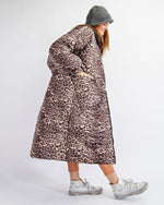 Oversize Maxi Padding Puffer Jacket-Cardigans-Easel-Small-Leopard-Inspired Wings Fashion