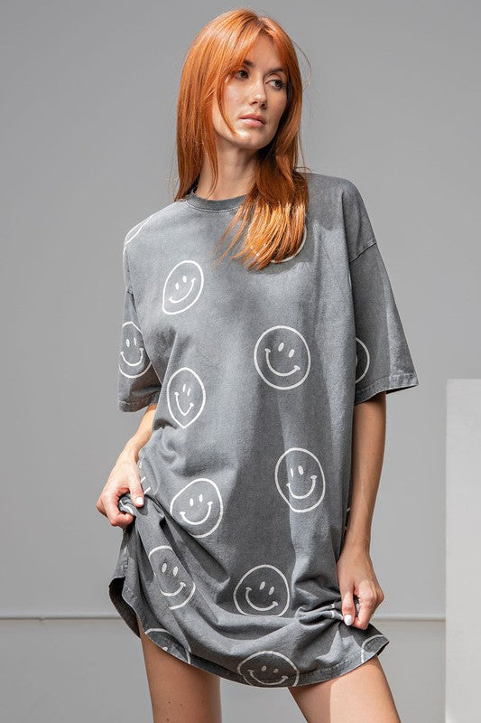 Smiley T-Shirt Dress-Easel-Small-Black-Inspired Wings Fashion