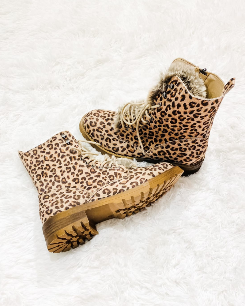 Farrah Boots-Shoes-Very G-6-Tan Leopard-Inspired Wings Fashion
