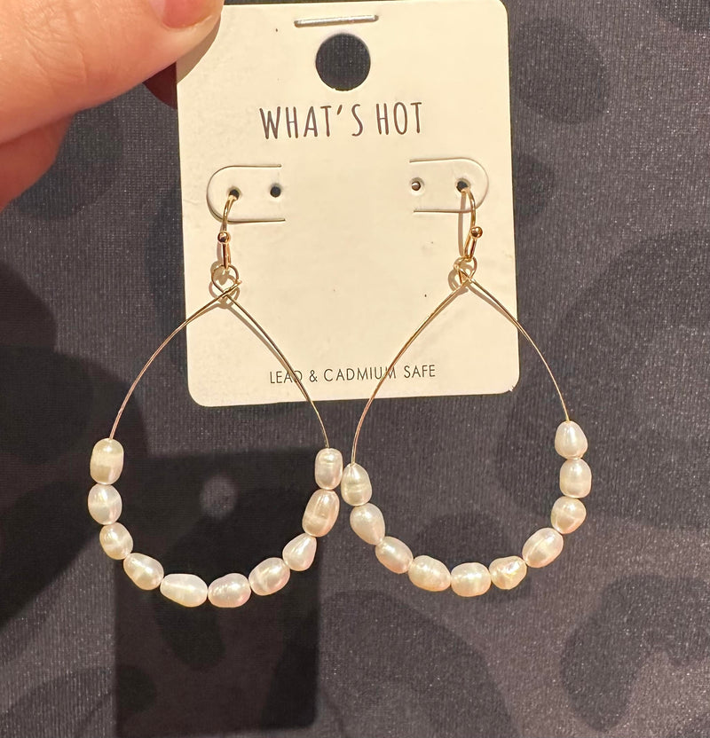 Pearl and Gold Teardrop Earring-Earrings-What's Hot Jewelry-Inspired Wings Fashion